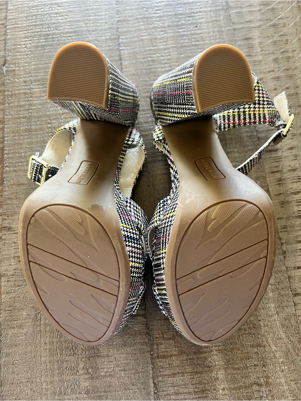 Anne Klein Black & White Plaid Platform Sandals with Pink Detail - Picture 6 of 7